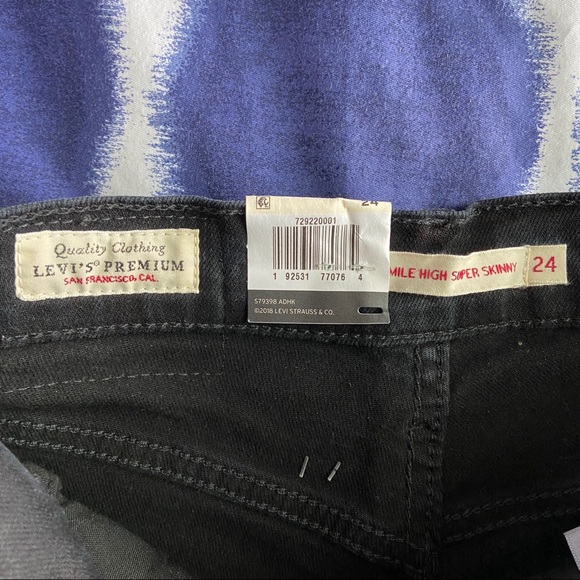 Levi’s Super Skinny Ankle Denim - Picture 10 of 10